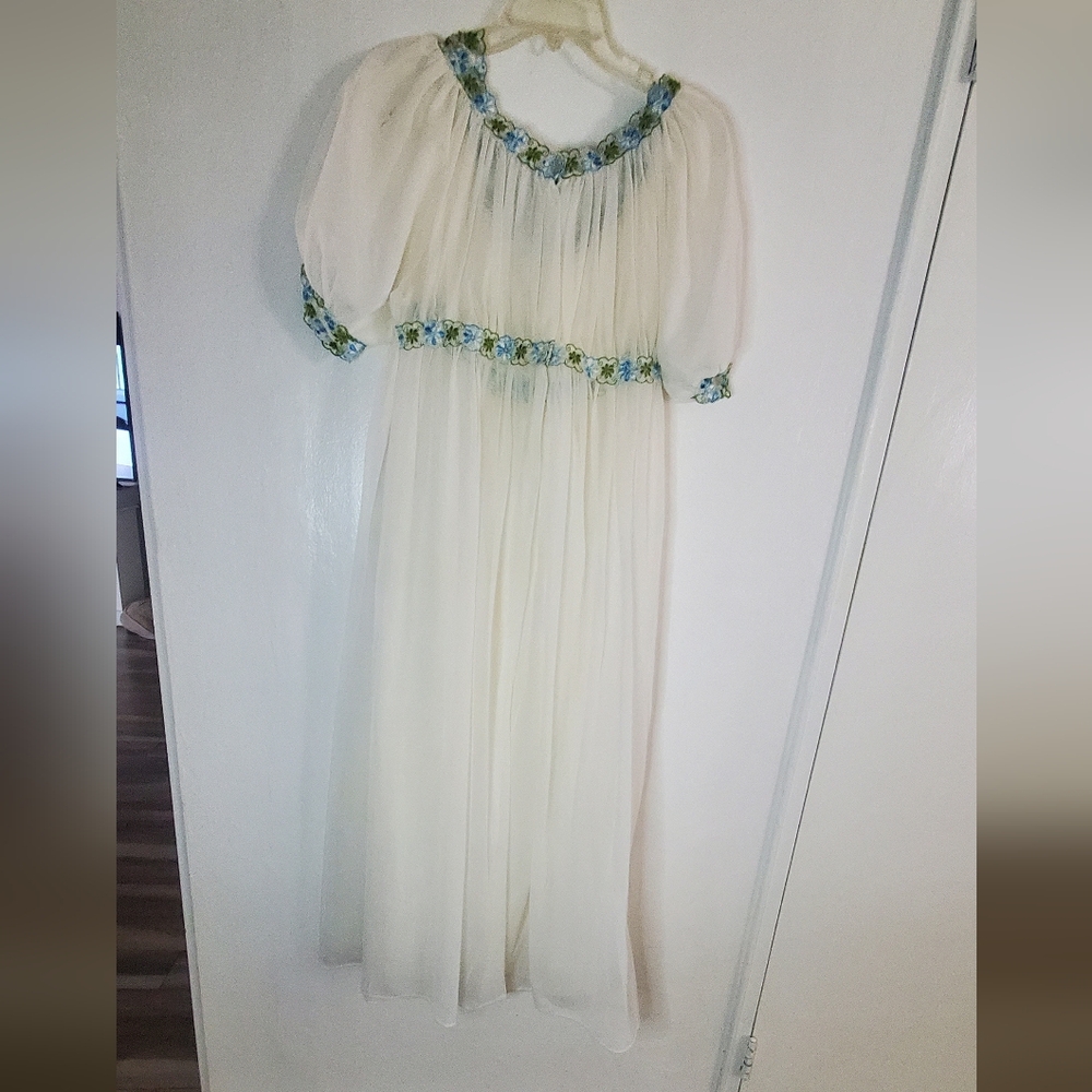 Chic Cream Chemise with Blue Floral Trim
